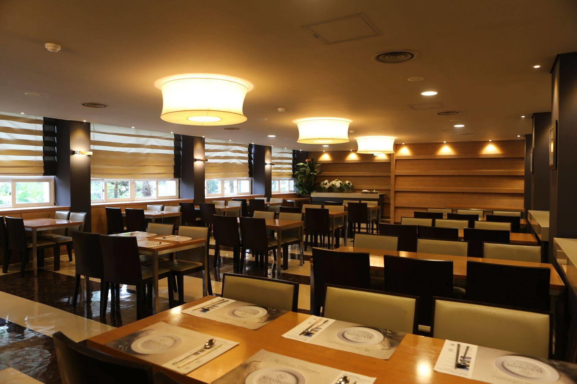 Kensington Resort Jeju Hanlim Exterior photo